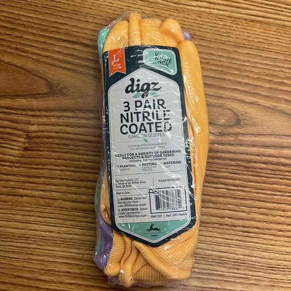 Digz 3-Pair Nitrile Coated Gloves - Picture 3 of 3